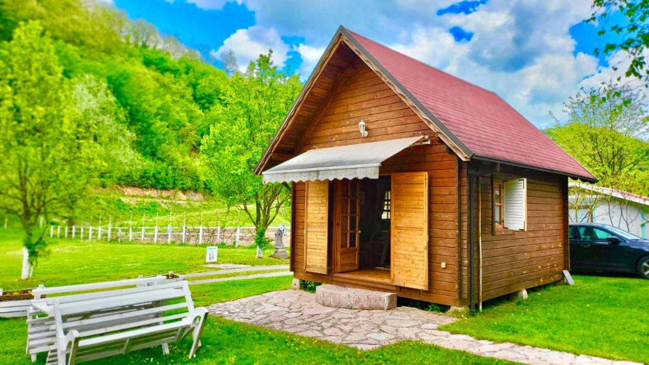 Hotel Una Kamp Bosanska Krupa Exteriér fotografie