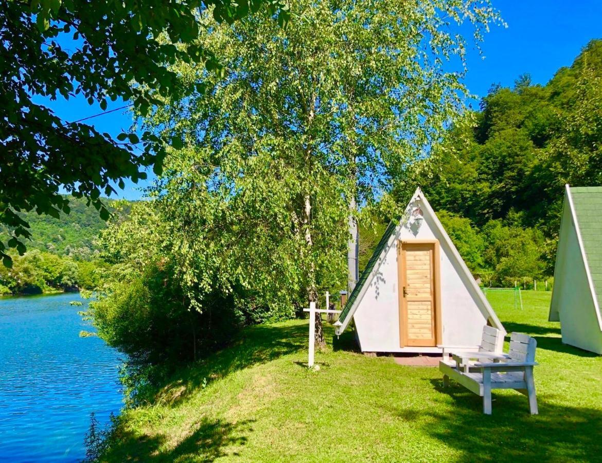 Hotel Una Kamp Bosanska Krupa Exteriér fotografie